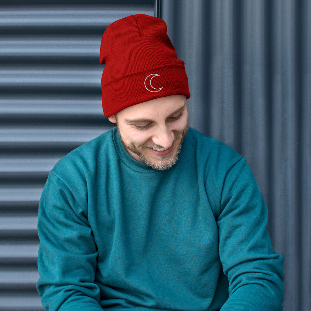 Strickmütze Beanie mit Stickerei – Klassisch & Warm | Melivero Melivero