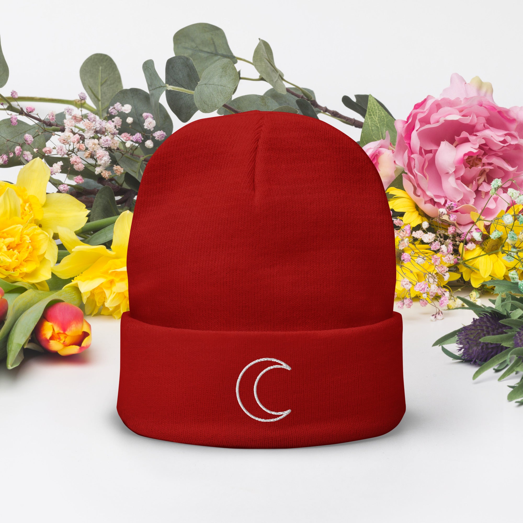 Strickmütze Beanie mit Stickerei – Klassisch & Warm | Melivero Rot Melivero