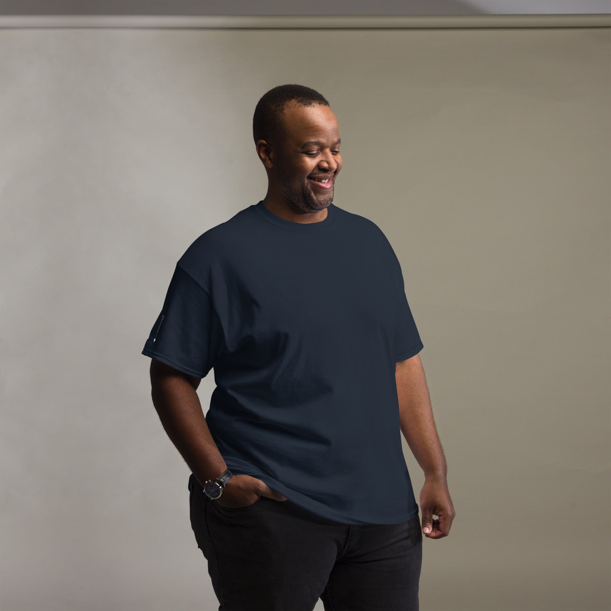 Unisex T-Shirt | 100% Baumwolle in satten Dunkeltönen S–2XL Melivero