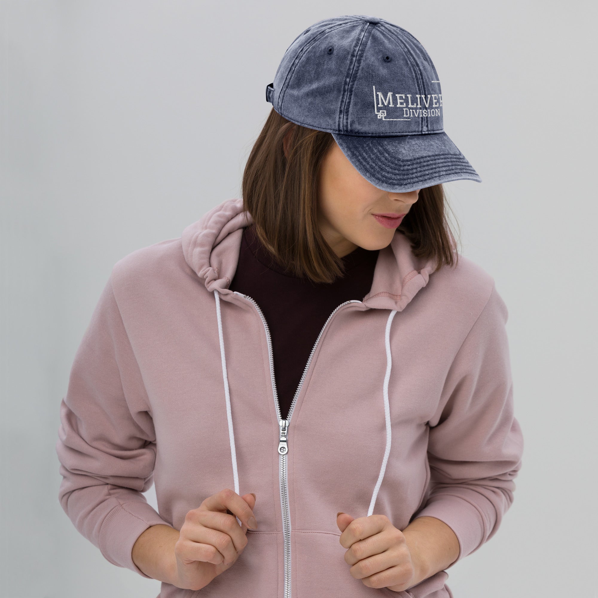 Vintage Cord Cap Schwarz & Navy – Bestickte Cap mit Messing-Schnalle | Melivero Melivero